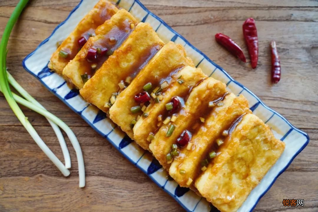 豆腐外焦里嫩怎么做 一个鸡蛋就足够
