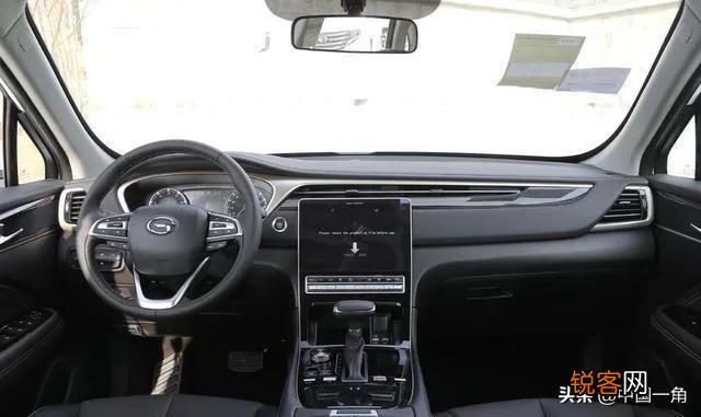 疫情之后买车,10万的SUV,有哪些口碑好的推荐？