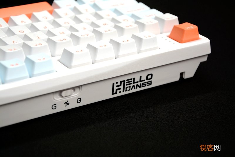 HELLO GANSS HS98T三模机械键盘:无线玩得溜,键帽也玩得溜