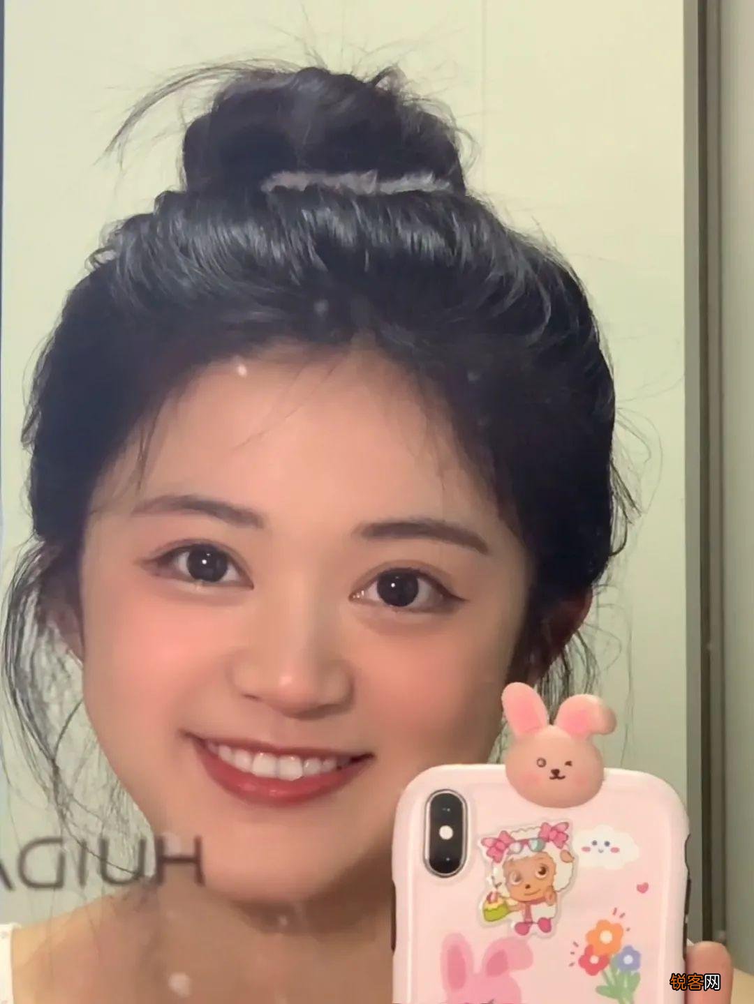 圆脸怎么扎头发好看 这样扎洋气又显脸小