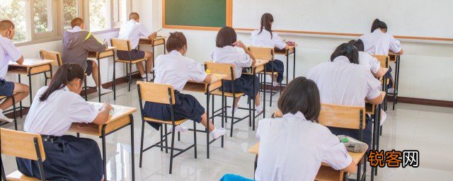 发现小孩早恋怎样教育 发现小孩早恋如何教育