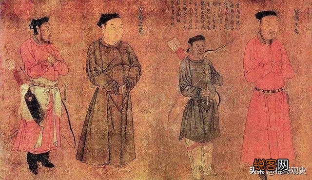 挺着将军肚能上战场吗？