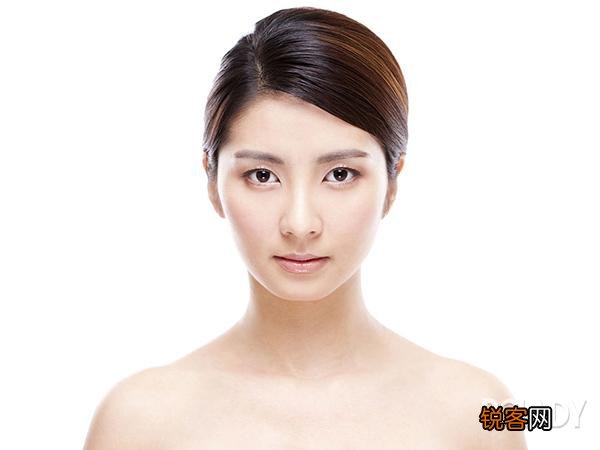 泪沟是怎么形成的 为什么很多人年纪轻轻就有了泪沟