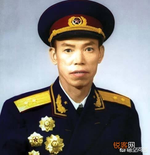 战争史上,你见过哪些命硬的将军？
