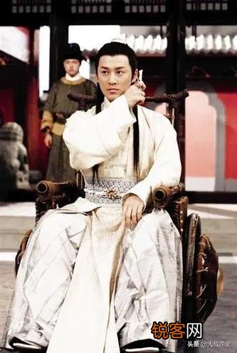 四大名捕斗将军武功怎么排名?