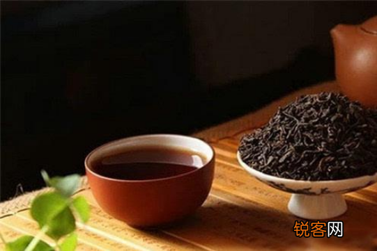 黑茶煮多久合适 怎么煮最好 煮黑茶小火慢焖5到10分钟