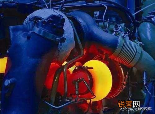 玛莎拉蒂撞上宝马740,宝马自燃并有人员伤亡,可以说明谁更安全吗？