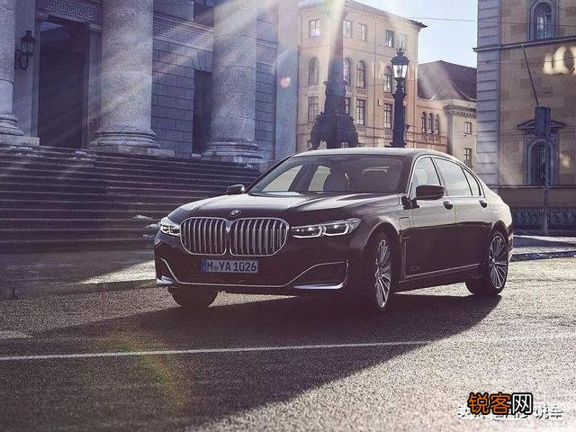 帕纳梅拉S,宝马M760Li,奔驰S500L,买哪个有面子？