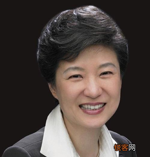 韩国历届总统为何难得善终？现任能否逃脱“青瓦台魔咒”？