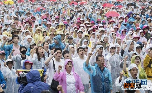 为什么韩国的几任总统没有好结果,甚至进监狱？