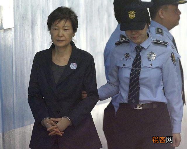 朴槿惠案子迎来终审,检方还要求判35年,为什么就不能放过她？
