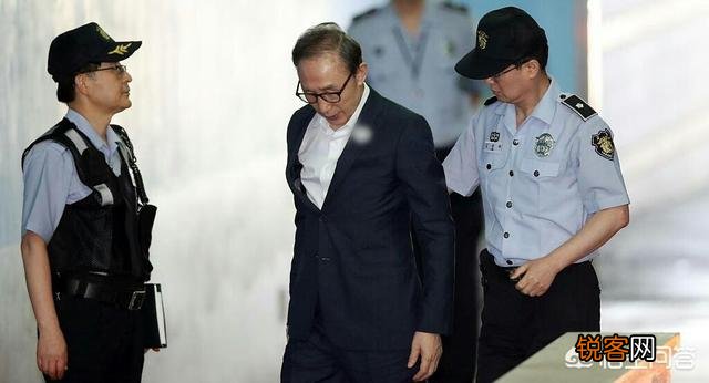 韩国前总统李明博被检方求刑20年,并处以150亿韩元罚款,他的刑期会超过朴槿惠吗,你怎么看？