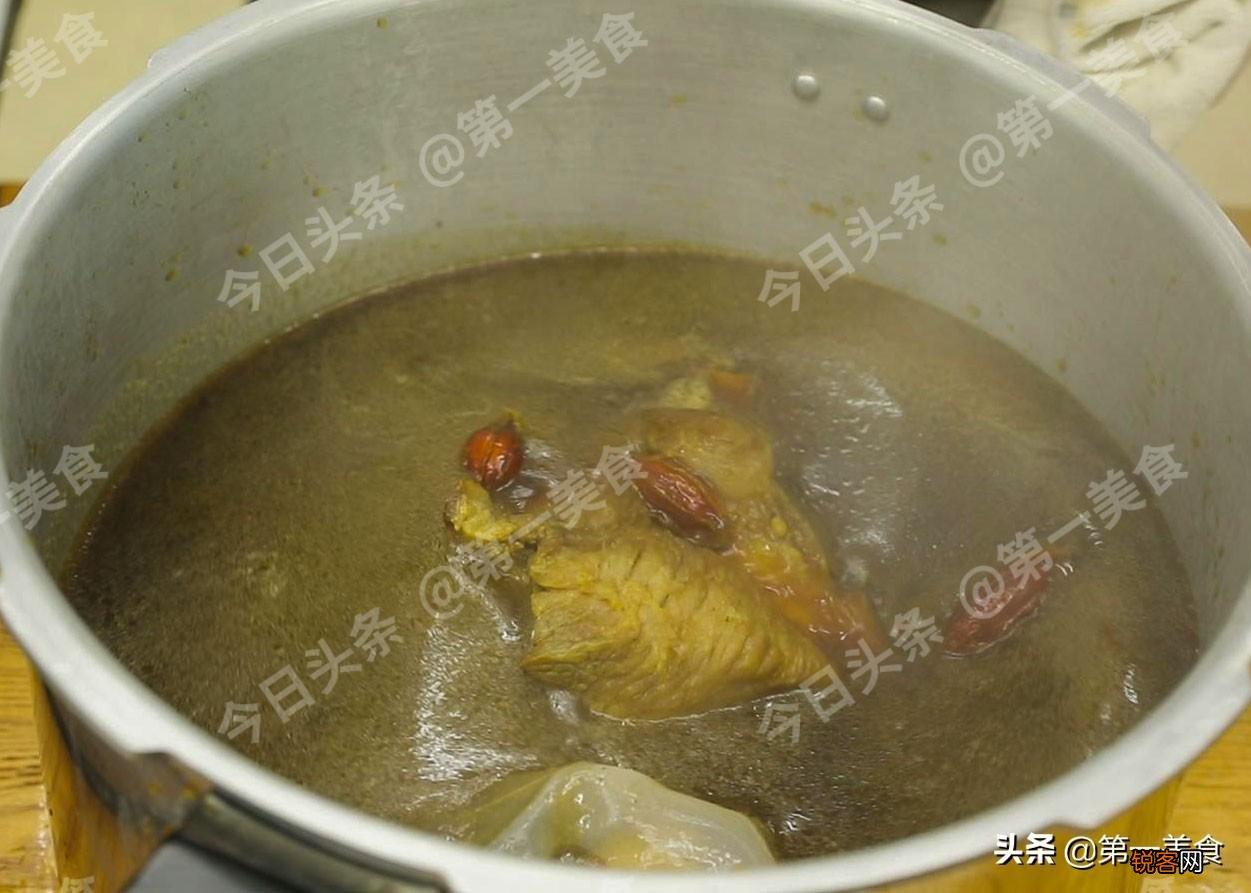 年夜饭必备5道菜 上桌年味十足