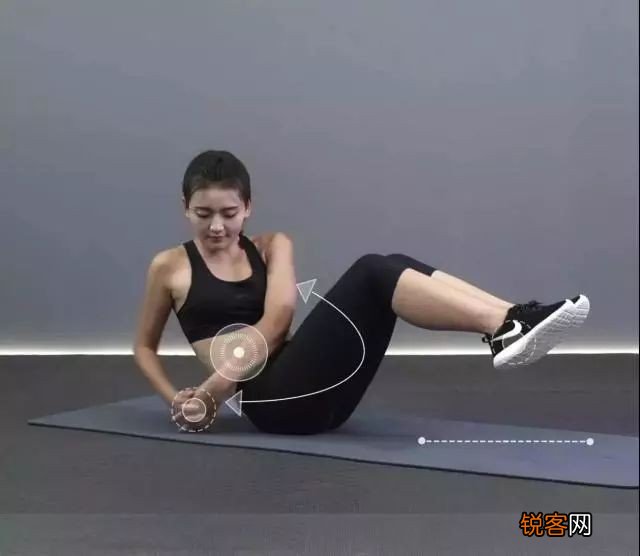 韩国九头身美女真艺英 身材高挑匀称，腹部紧致迷人