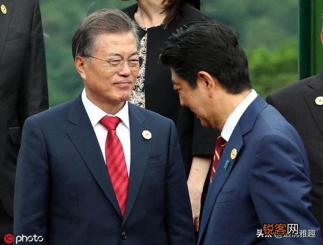 韩国总统文在寅得罪日本、得罪俄国,遭到日本制裁、俄国不满,会不会因此下台？
