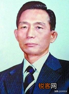 文在寅进过两次监狱是真的吗？为什么他进过监狱还能担任韩国总统？