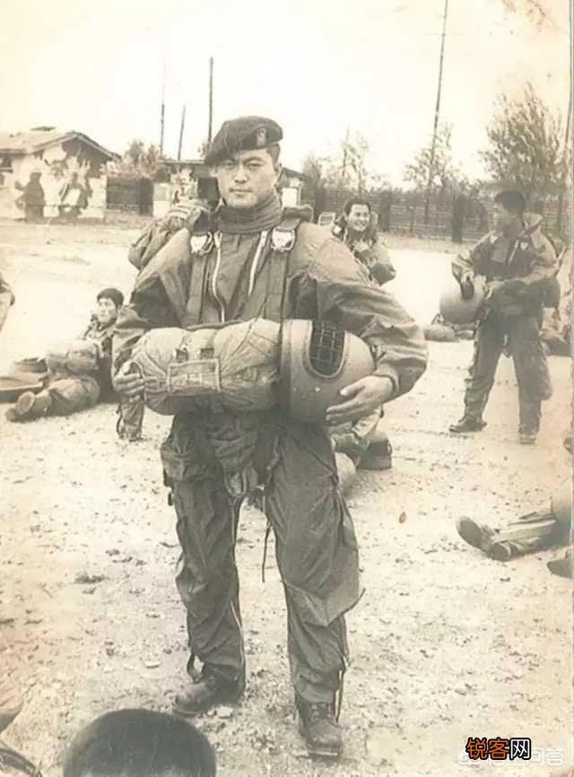 文在寅进过两次监狱是真的吗？为什么他进过监狱还能担任韩国总统？