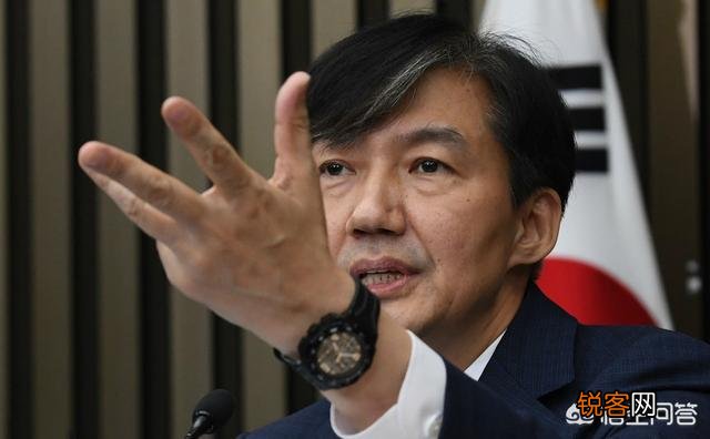大批检方冲入青瓦台展开调查,韩国总统文在寅会因此下台吗？