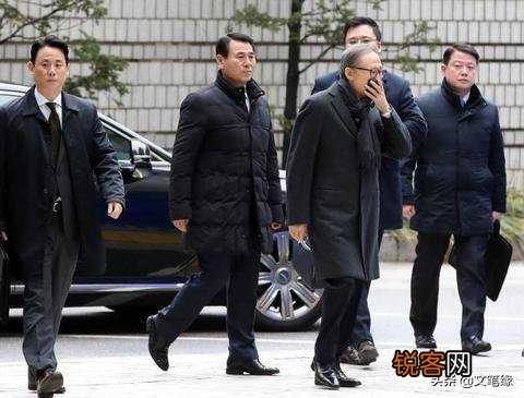 韩国前总统李明博二审后,再判23年,怎么看？