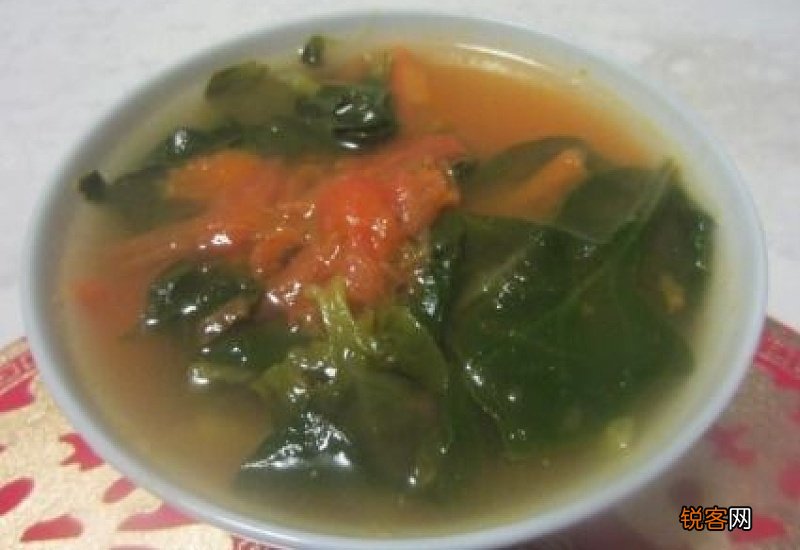 菠菜可以和西红柿一起吃吗