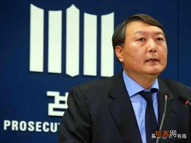 文在寅把3个前总统押上了审判台,难道就不担心被反攻倒算吗？