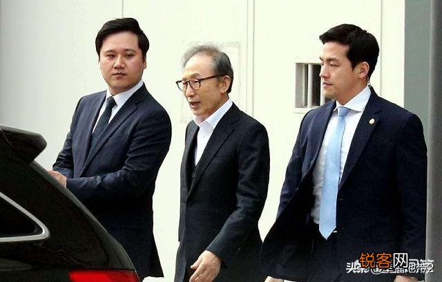 李明博被判17年。韩国总统为什么无一善终？
