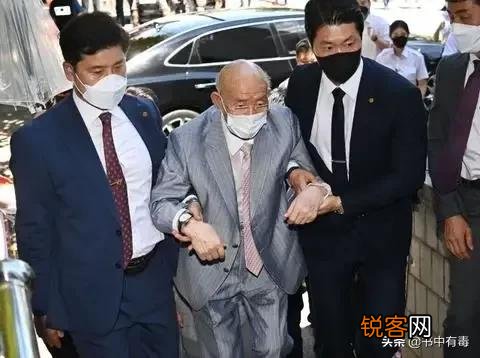 前总统全斗焕去世了,他欠下的991亿赃款怎么办？