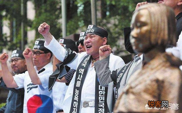 韩国前总统朴槿惠是在什么样的国际关系下被整下台的？