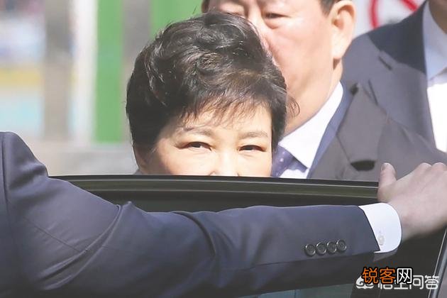 韩国总统至今无一善终,青瓦台魔咒该如何破解？