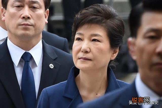 朴槿惠成为韩国历史上坐牢最长前总统,文在寅有在背后下手吗？