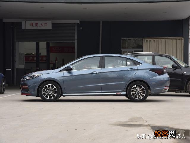 想买车,但是就不知道买什么牌子的车好,谁能帮帮我？