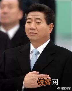 为什么有些韩国总统都已经成为了总统却还要去坐牢呢？对此你怎么看？