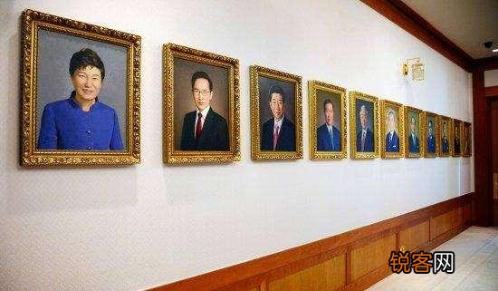 做韩国总统是不是得心理素质特别好？前李明博总统判刑17年,你怎么看？