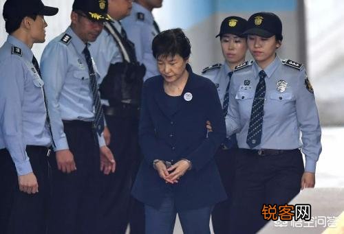 韩国前总统朴槿惠最终能否重回自由？将在何时以何种方式走出牢房呢？