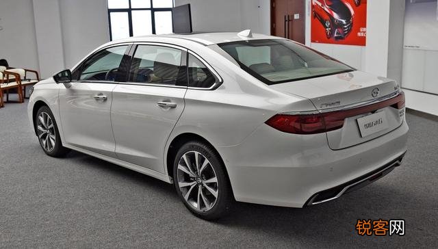 普通家庭第一辆车建议买哪一款合适,十万左右的？