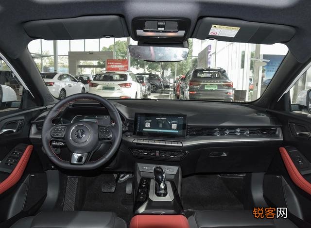 普通家庭第一辆车建议买哪一款合适,十万左右的？