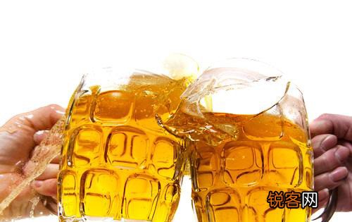 聚会美酒的健康饮用技巧