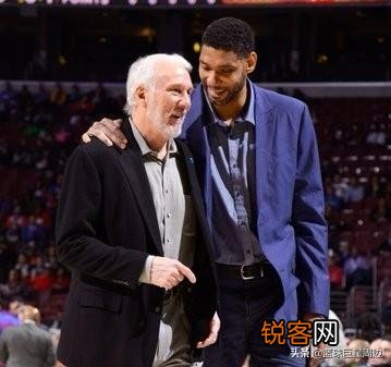露天看台评选历史50大巨星,库里排第10,科比第14,你觉得合理吗？
