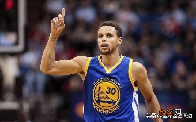 露天看台评选历史50大巨星,库里排第10,科比第14,你觉得合理吗？