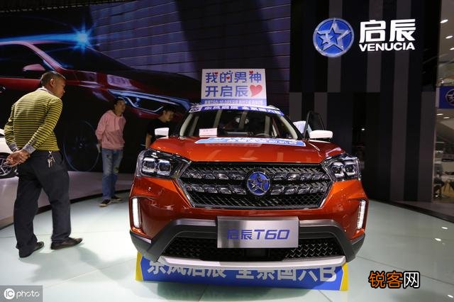 想买辆十万以下的SUV,油耗低的,有什么推荐的？