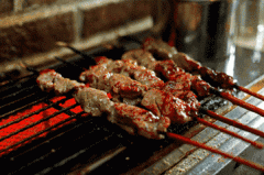 想去吃烤肉自助餐但又不会烤肉,怎么办?有谁可以教教我吗？