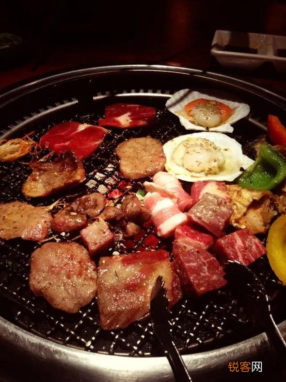 为什么自助餐大部分都是火锅和烤肉的形式？
