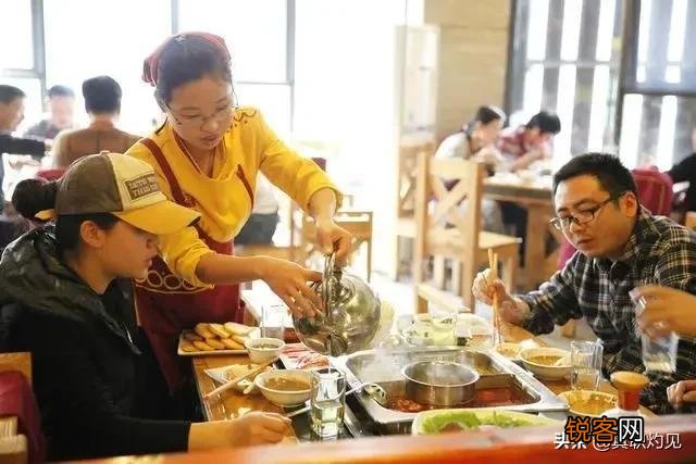 为什么自助餐大部分都是火锅和烤肉的形式？