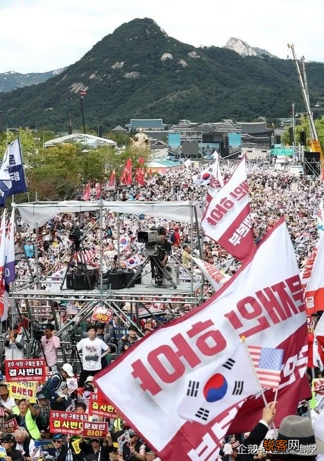 韩国总统到底做错了什么？