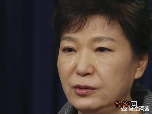 韩国历届总统最终均未能逃脱厄运,为什么那些政治家还要争着当韩国的总统？