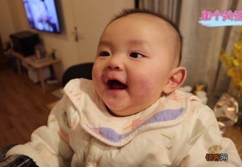 宝宝4个月不理妈妈怎么回事