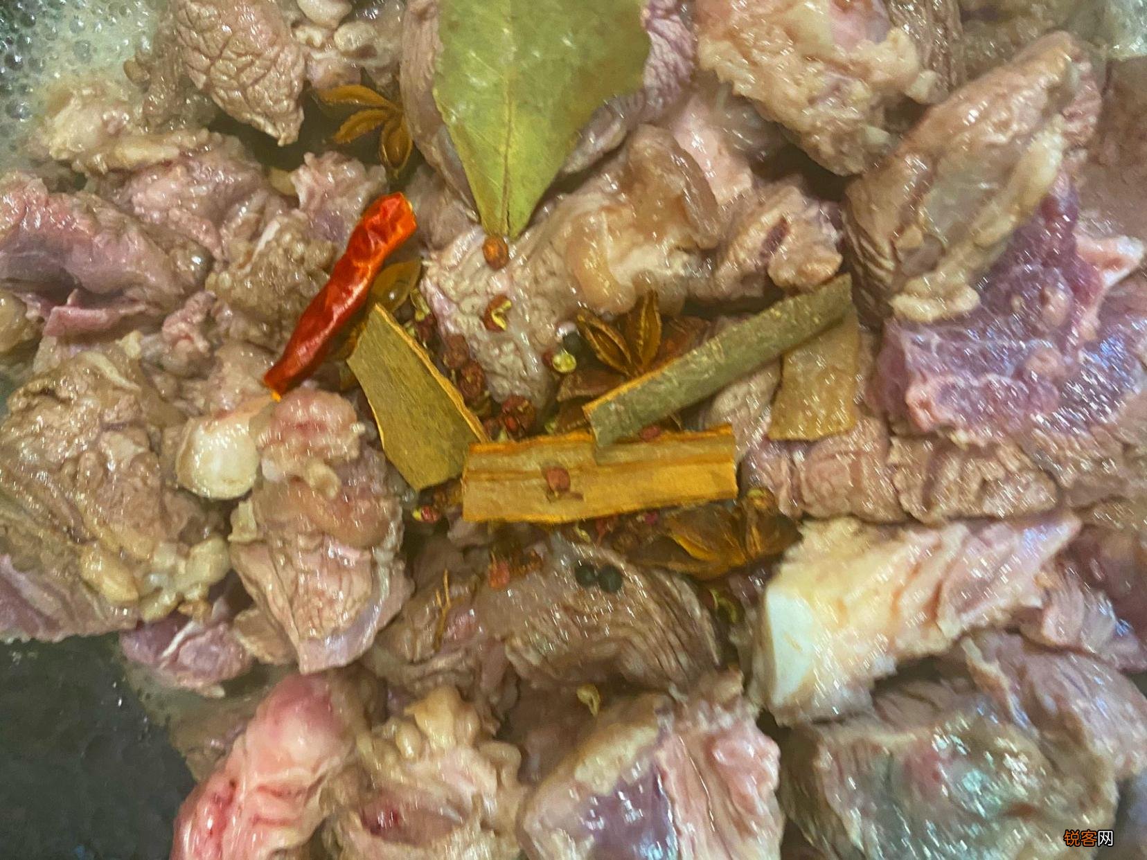 牛肉怎么炖软烂？ 厨师长支招，烂得快，鲜香不油腻