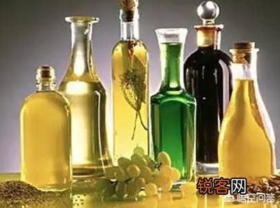 肝癌是酒“泡”出来的？提醒：早起有4个表现,快戒酒,查查肝,你知道是指什么吗？