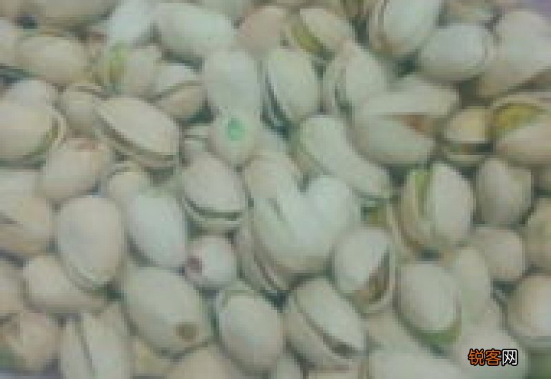 松子发霉了还能吃吗 霉菌造成胃肠道菌群紊乱