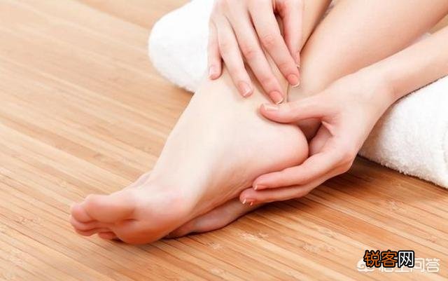 肝开始癌变时,脚底会有3个迹象,若一个不占,肝癌离你还很远！迹象是什么？